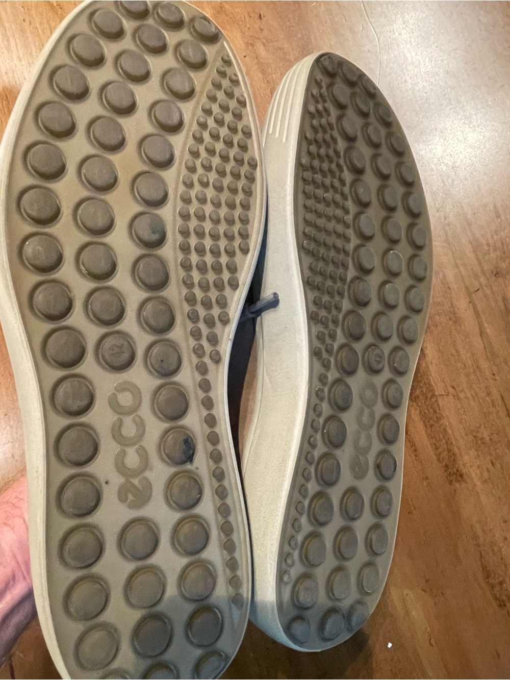 Ecco Men's Taupe Leather Lace-Up Sneakers - Picture 3 of 7